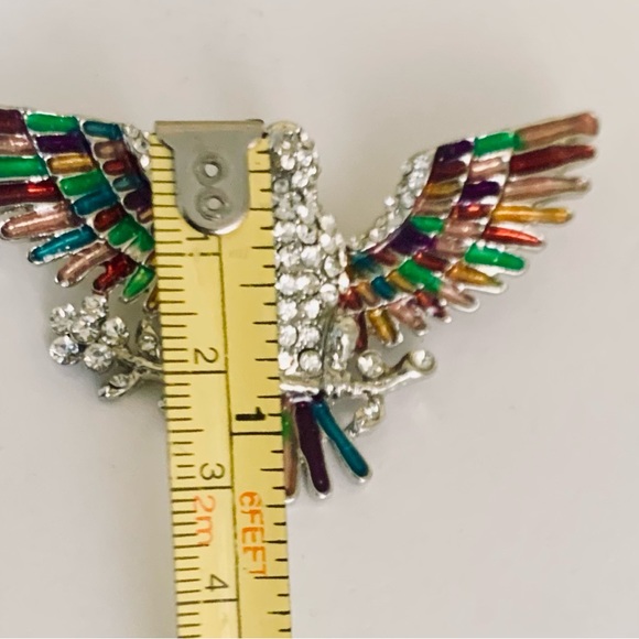 Vintage inspired brooch - NWOT ✅ - Picture 5 of 6